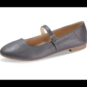 New CINAK Mary Jane Shoes Sz. 10.